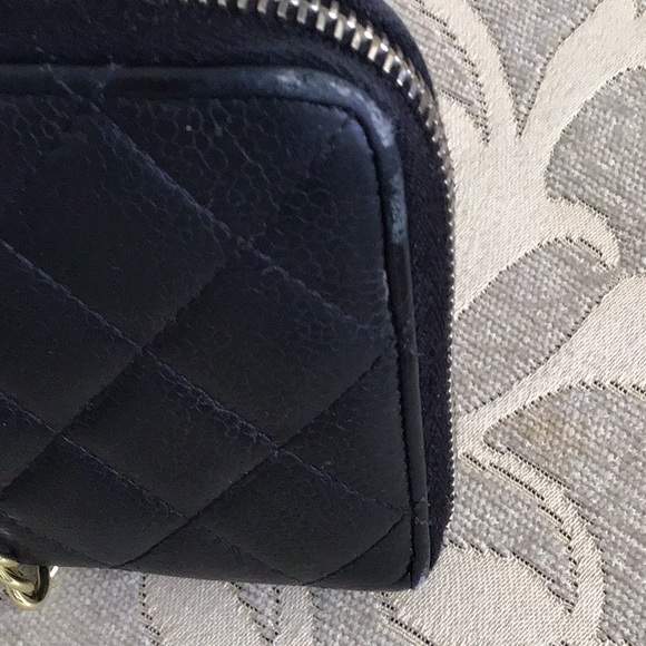 Chanel Quilted Wallet in Black 🖤🖤🖤 - Picture 3 of 16